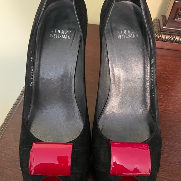 Stuart Weitzman pump - Picture 2 of 3